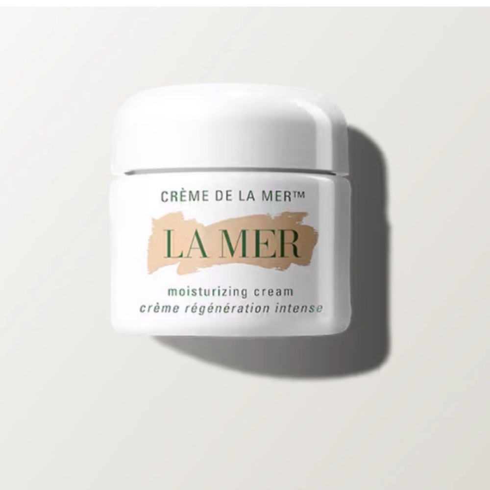 Crème de La Mer Moisturizing Cream - 2oz
New in packaging